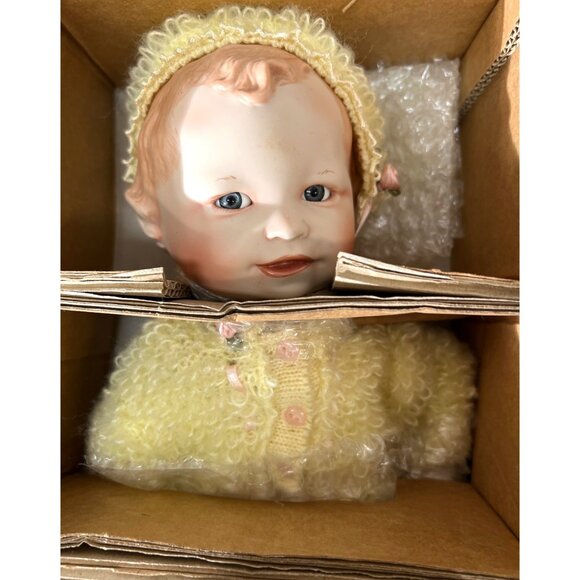 Ashton Drake Vintage Porcelain Doll "Her Very First Smile" With Yellow Outfit - Picture 2 of 8